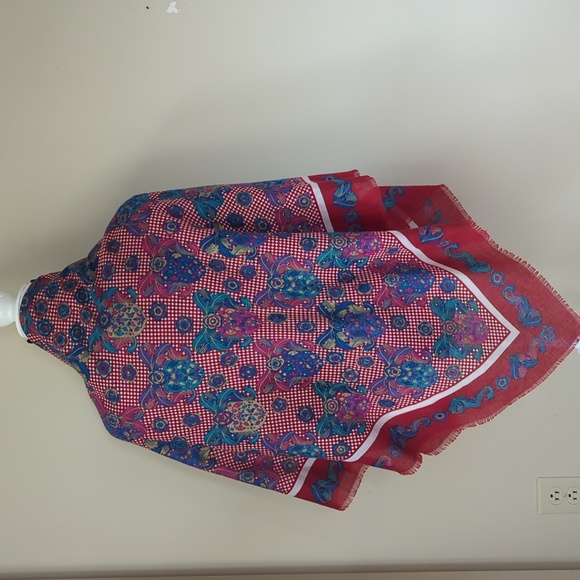 Betmar Soft Square Floral Oversized Fringed Scarf Wrap Red Blue 46.5" x 46.5" - Picture 8 of 15